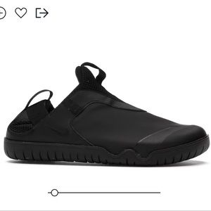 Nike Zoom Pulse 'Triple Black'